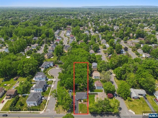 743 Wood Avenue, Edison, NJ 08820