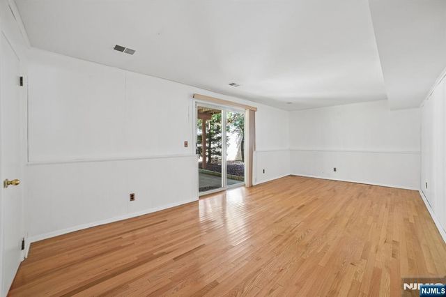 743 Wood Avenue, Edison, NJ 08820