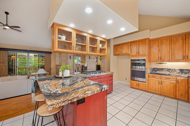 8626 Pershing Ave, Fair Oaks, CA 95628