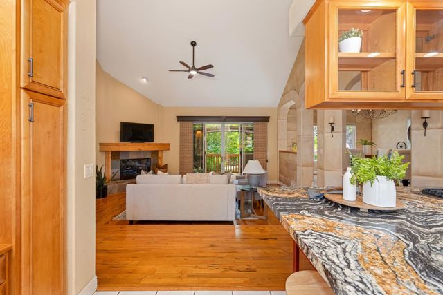 8626 Pershing Ave, Fair Oaks, CA 95628