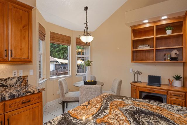 8626 Pershing Ave, Fair Oaks, CA 95628