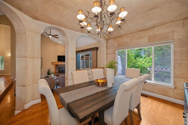 8626 Pershing Ave, Fair Oaks, CA 95628