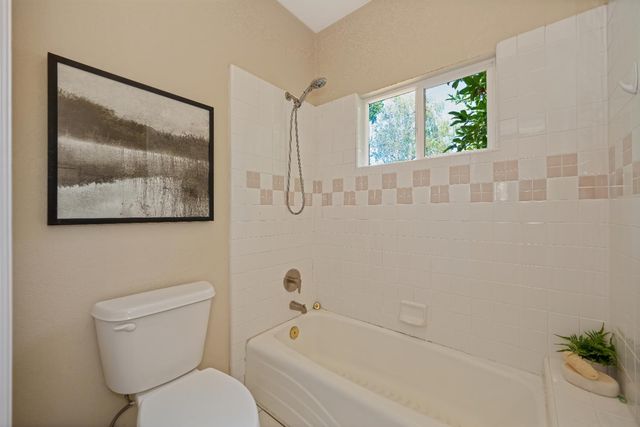 8626 Pershing Ave, Fair Oaks, CA 95628