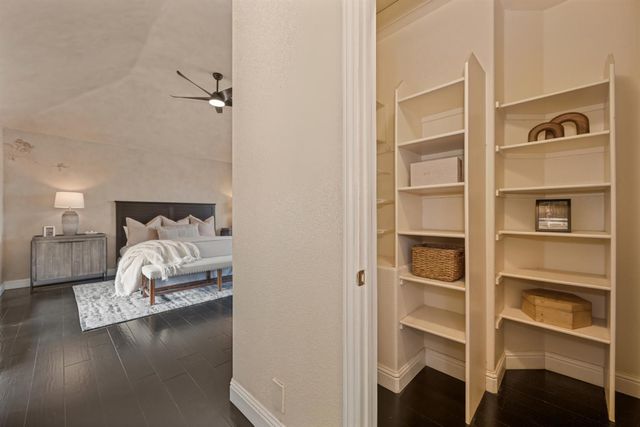8626 Pershing Ave, Fair Oaks, CA 95628