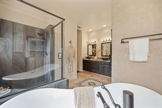8626 Pershing Ave, Fair Oaks, CA 95628