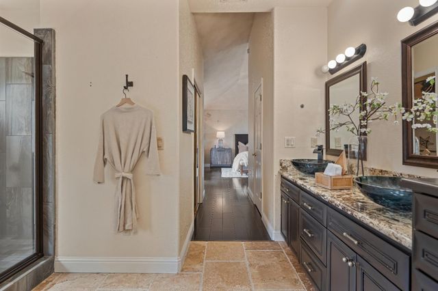 8626 Pershing Ave, Fair Oaks, CA 95628