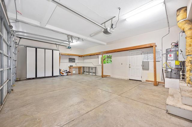 8626 Pershing Ave, Fair Oaks, CA 95628