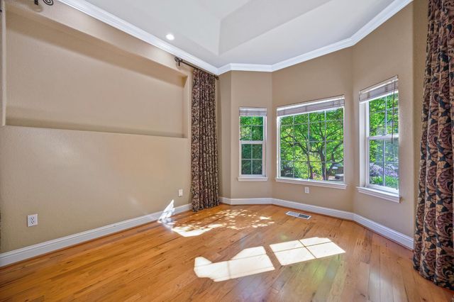 8626 Pershing Ave, Fair Oaks, CA 95628
