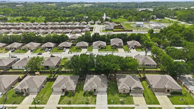 2210 Alamo Road, Sherman, TX 75090
