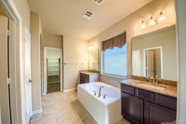 714 RACELAND RD, San Antonio, TX 78245