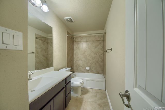 714 RACELAND RD, San Antonio, TX 78245
