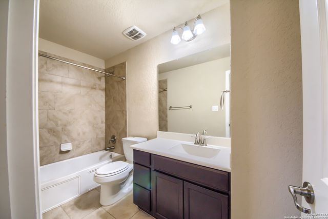 714 RACELAND RD, San Antonio, TX 78245