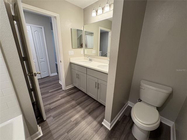 4517 REISSWOOD LOOP, Palmetto, FL 34221