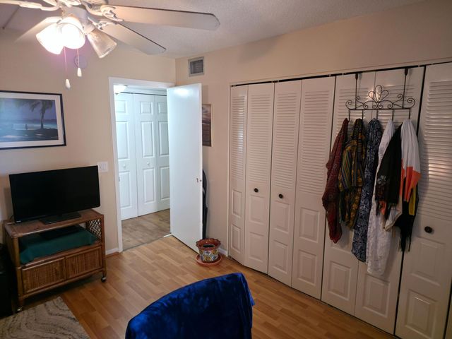 9721 Sunrise Lakes Boulevard 202, Sunrise, FL 33322