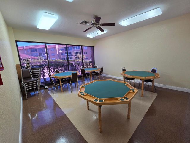 9721 Sunrise Lakes Boulevard 202, Sunrise, FL 33322