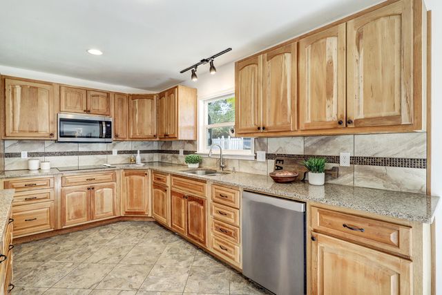 905 Warm Sands Trail SE, Albuquerque, NM 87123