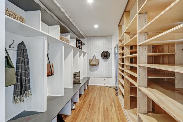 905 Warm Sands Trail SE, Albuquerque, NM 87123