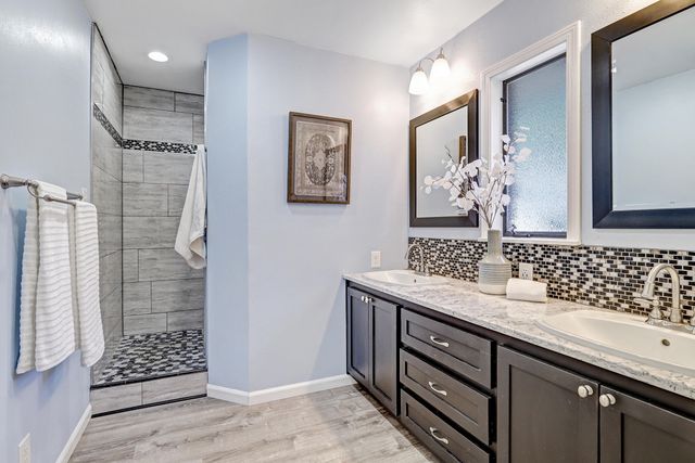 905 Warm Sands Trail SE, Albuquerque, NM 87123