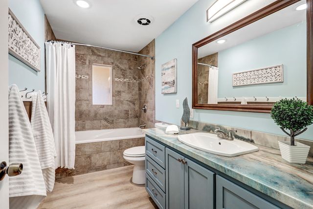 905 Warm Sands Trail SE, Albuquerque, NM 87123