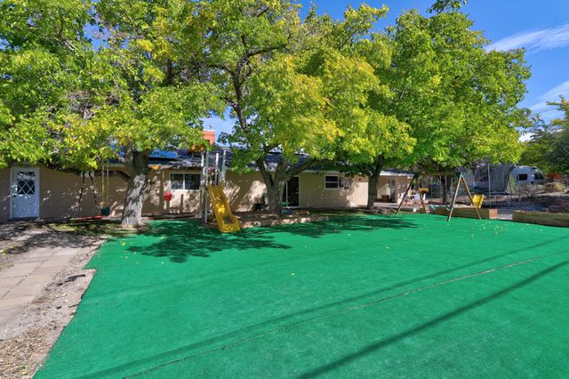 905 Warm Sands Trail SE, Albuquerque, NM 87123