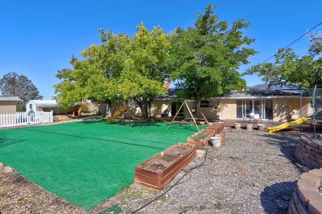 905 Warm Sands Trail SE, Albuquerque, NM 87123