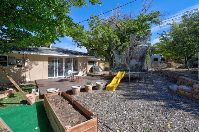 905 Warm Sands Trail SE, Albuquerque, NM 87123