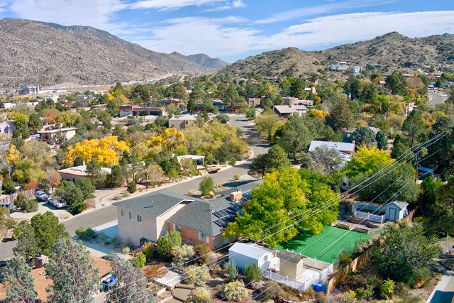 905 Warm Sands Trail SE, Albuquerque, NM 87123