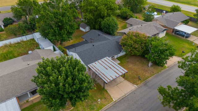 3407 NE 10th Street, Mineral Wells, TX 76067