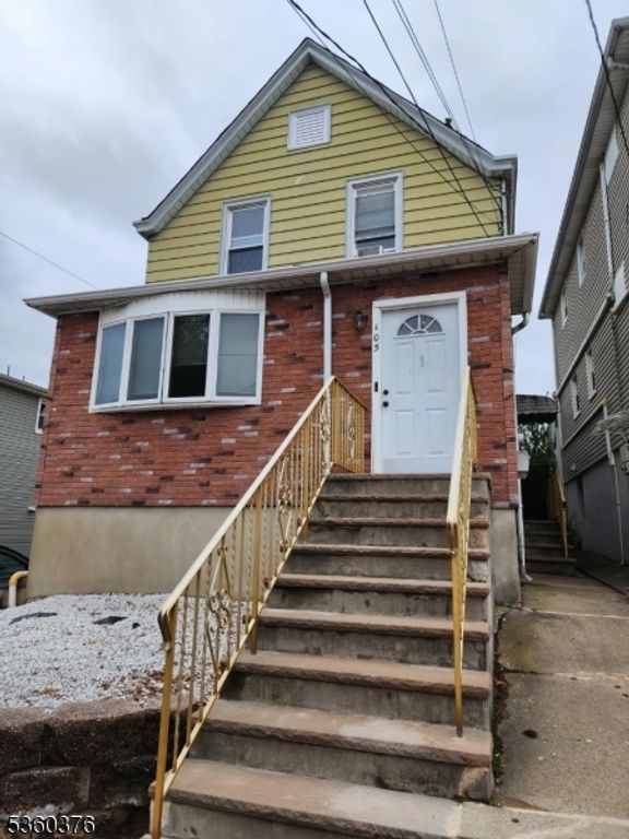 105 Summit Ave, Garfield City, NJ 07026