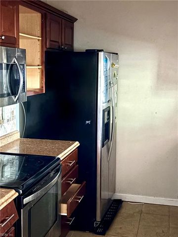 447 Peregrine ST, Virginia Beach, VA 23462