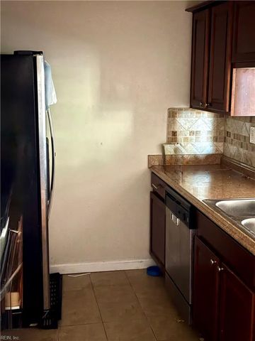 447 Peregrine ST, Virginia Beach, VA 23462