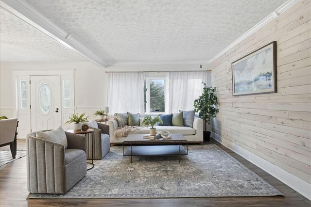 7097 Harlem Road, Westerville, OH 43082