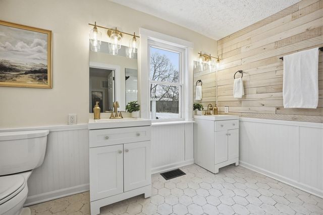 7097 Harlem Road, Westerville, OH 43082