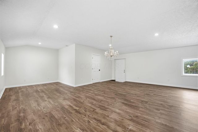 7097 Harlem Road, Westerville, OH 43082