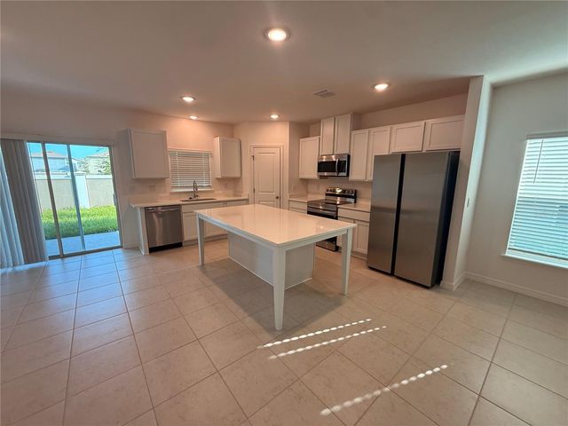 10771 IRONWOOD TREE WAY, San Antonio, FL 33576