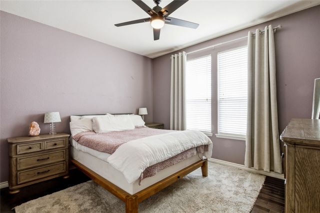 950 Henderson Street 1210, Fort Worth, TX 76102