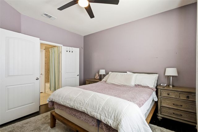 950 Henderson Street 1210, Fort Worth, TX 76102