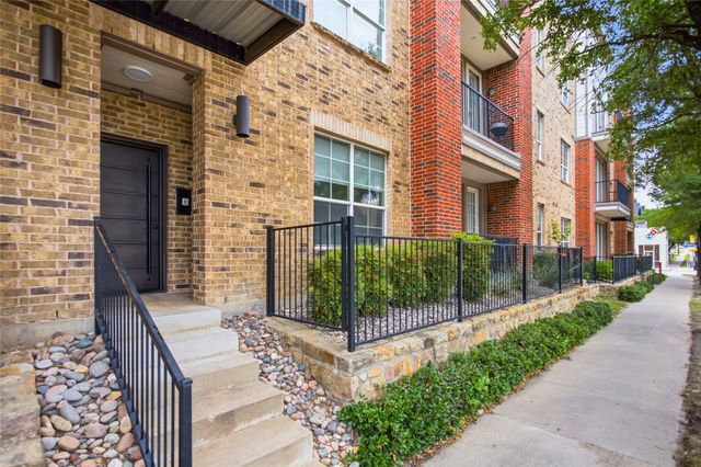 950 Henderson Street 1210, Fort Worth, TX 76102