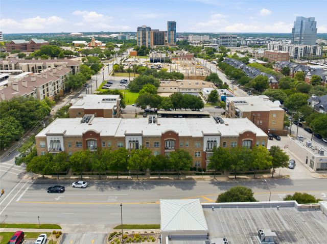 950 Henderson Street 1210, Fort Worth, TX 76102
