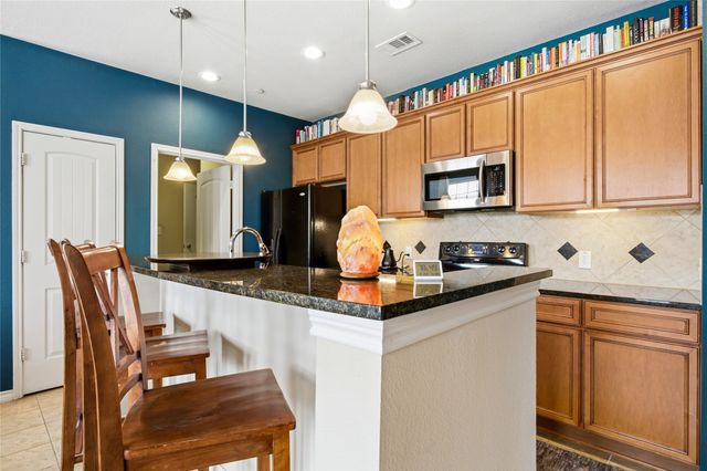 950 Henderson Street 1210, Fort Worth, TX 76102
