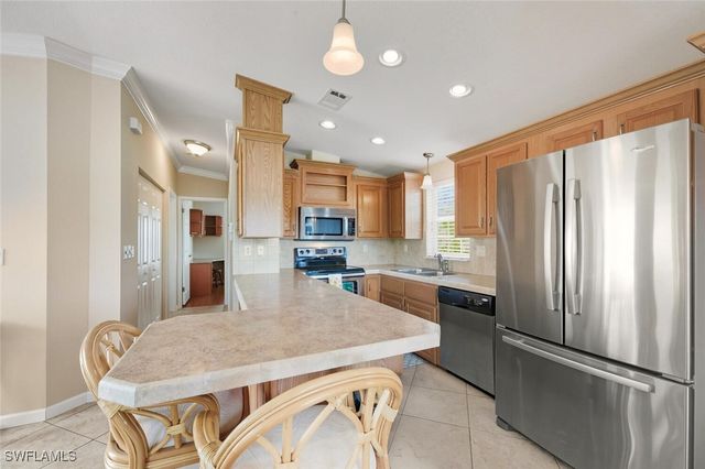 1055 Diamond Lake CIR, Naples, FL 34114