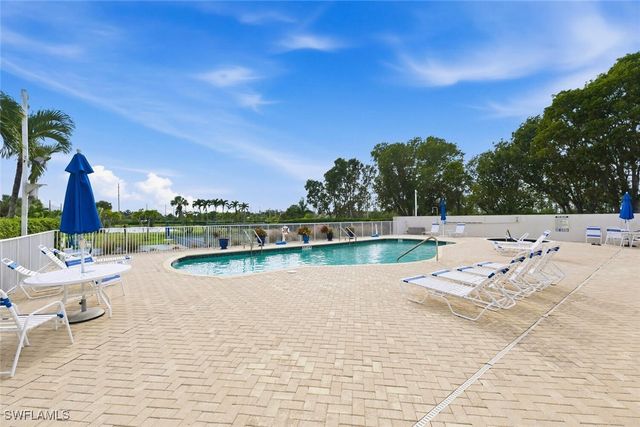1055 Diamond Lake CIR, Naples, FL 34114