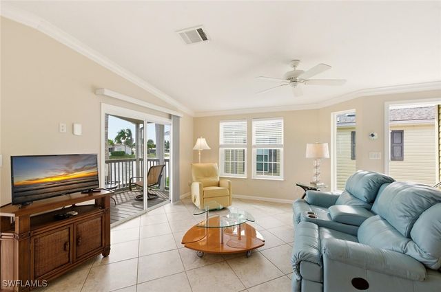 1055 Diamond Lake CIR, Naples, FL 34114