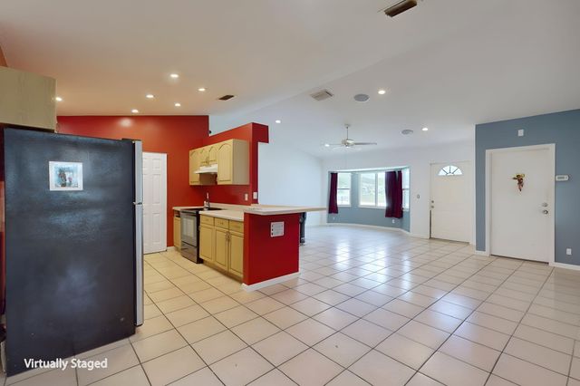 13387 N 68th St Street N, The Acreage, FL 33412
