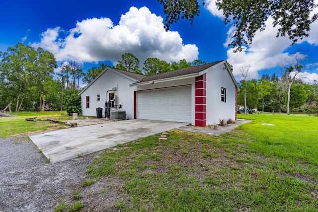 13387 N 68th St Street N, The Acreage, FL 33412