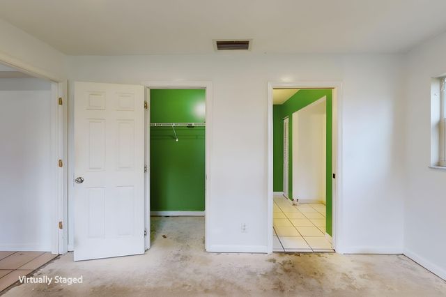 13387 N 68th St Street N, The Acreage, FL 33412