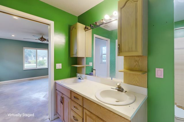 13387 N 68th St Street N, The Acreage, FL 33412