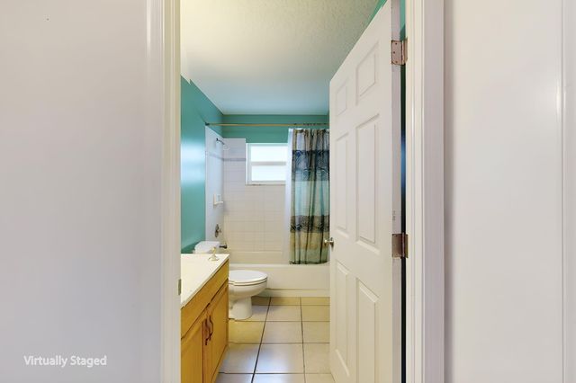 13387 N 68th St Street N, The Acreage, FL 33412