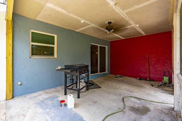 13387 N 68th St Street N, The Acreage, FL 33412