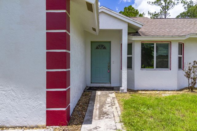 13387 N 68th St Street N, The Acreage, FL 33412